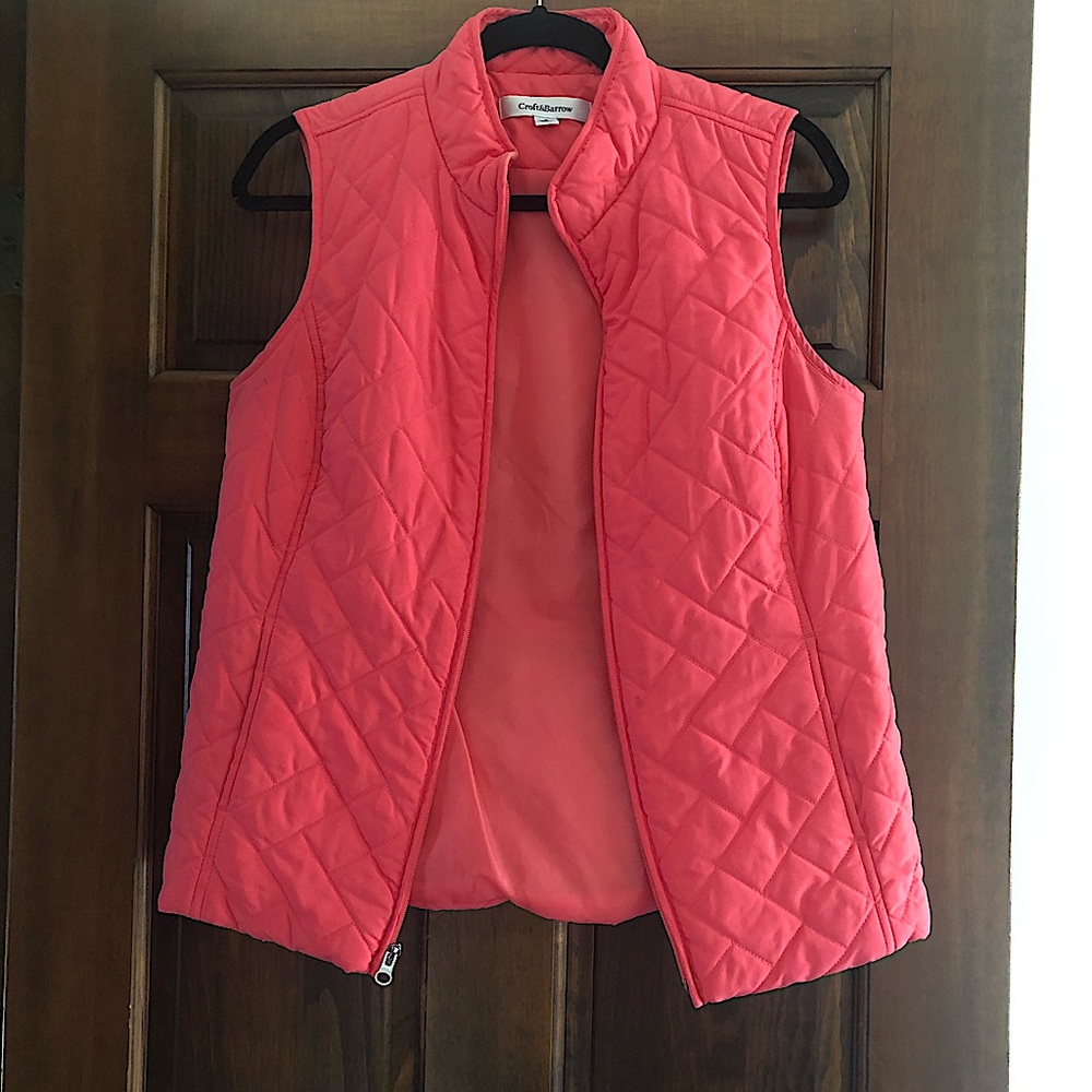 Coral vest